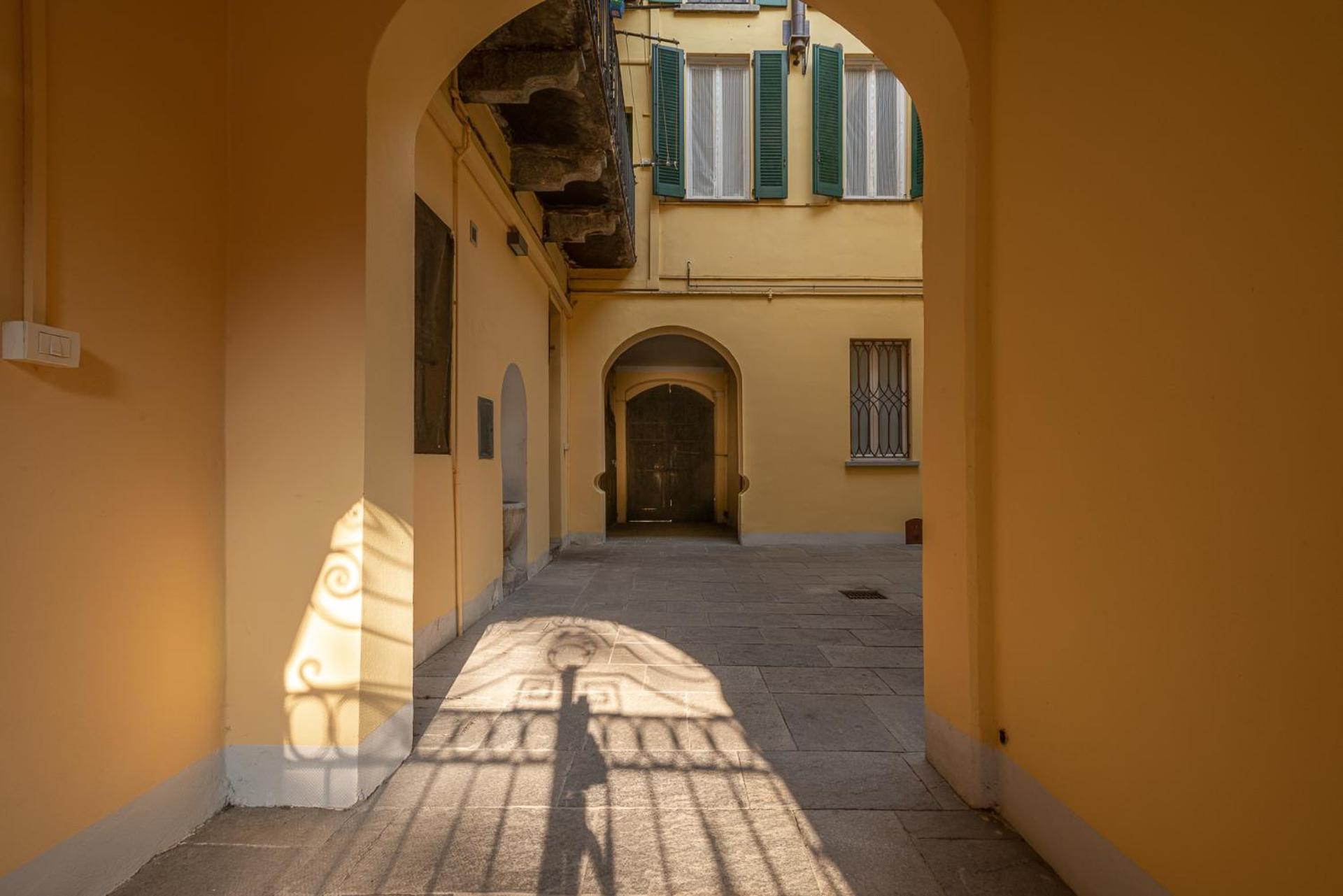 Appartamento Tivano In Centro Storico Como Exterior photo